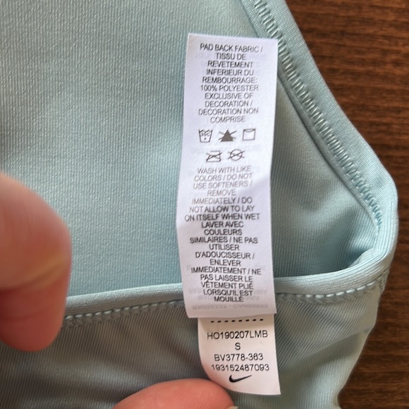Nike Sports Bra size small - Picture 5 of 5
